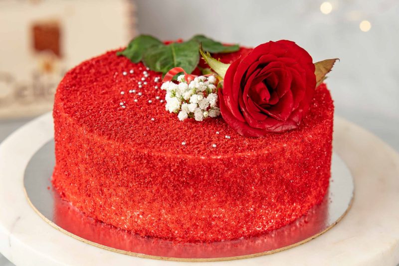 Redvelvet sparkle cake