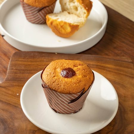 Strawberry Muffin (Eggless) 50gm