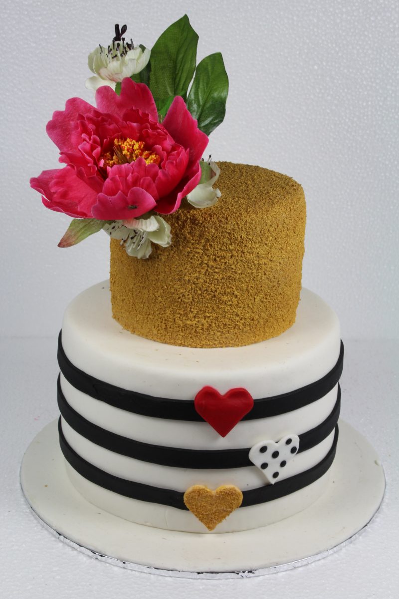 Fondant Wedding Cake (FWD-1012)